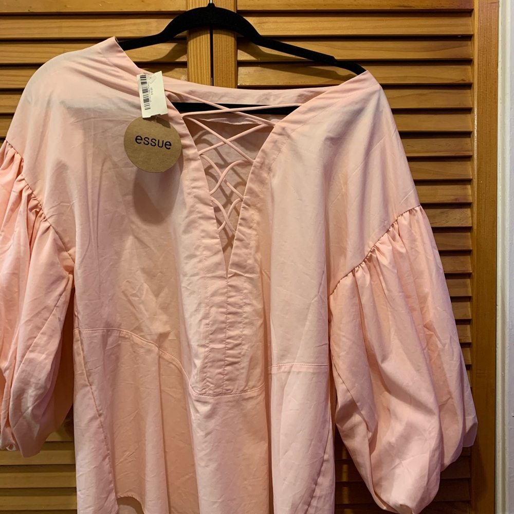 Peach/light pink blouse